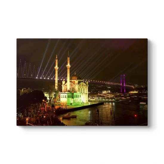 Ortaköy Camii Gece Tablo